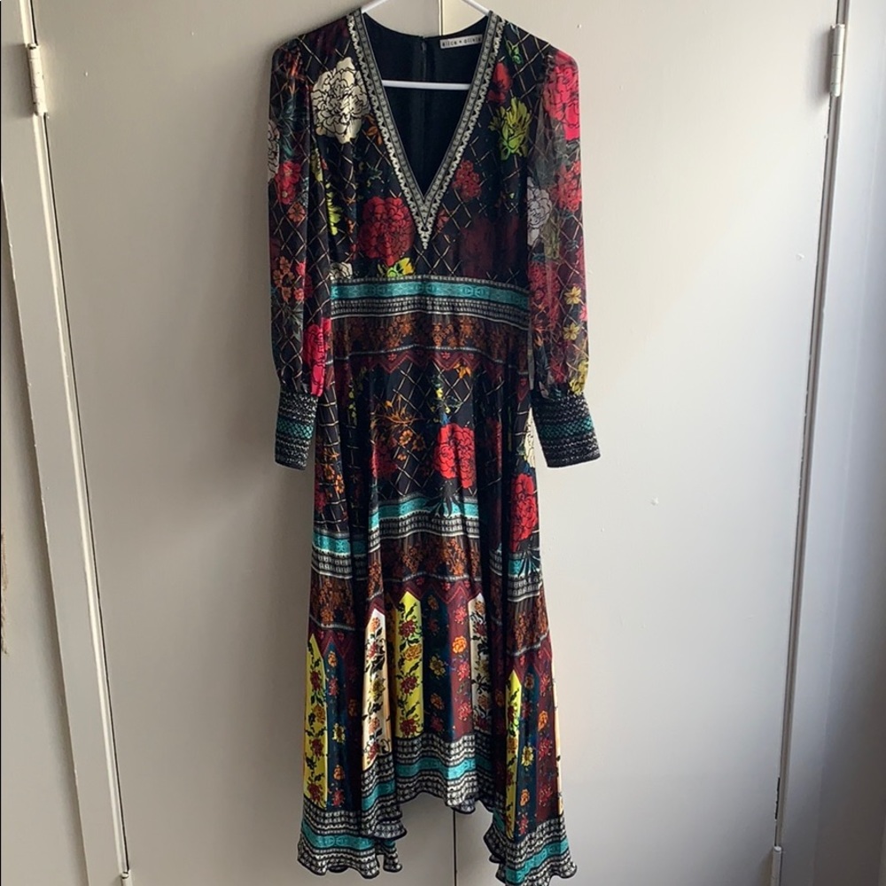 alice + olivia Janey floral midi dress